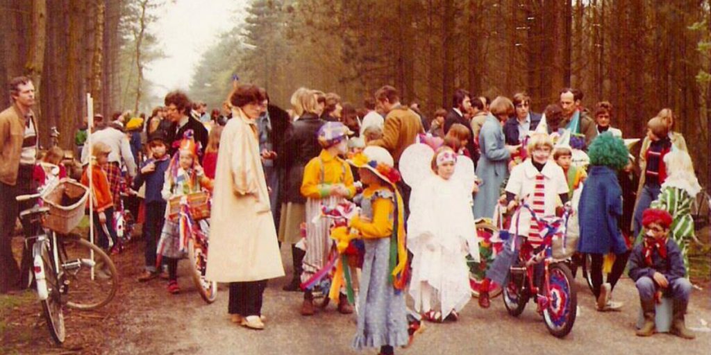 Kinderoptocht Koningsdag Maarn 1978 Oranjevereniging Maarn